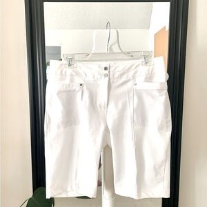 TAIL White Golf Shorts
